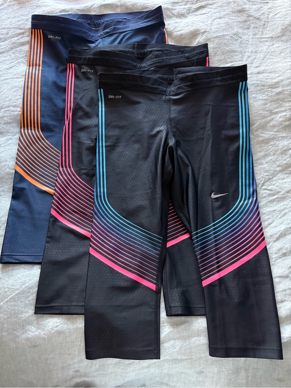 Nike Track Women’s Medium Dri-FIT Power Pivot Performance Capri Leggings 3 pack